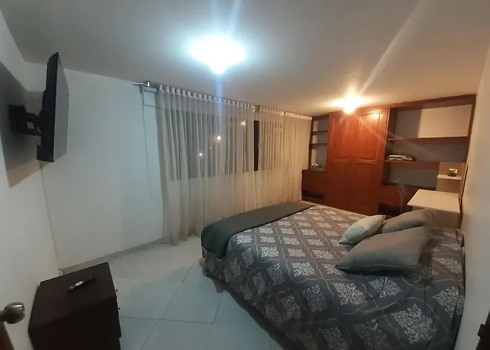 Habitacion Amueblada Chapinero Cerca A Universidades Y Vias Principales